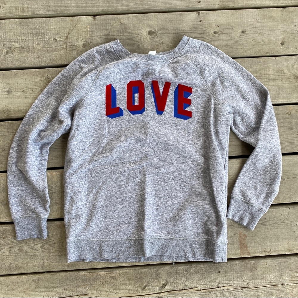 2/$30 || Old Navy “LOVE” Crewneck